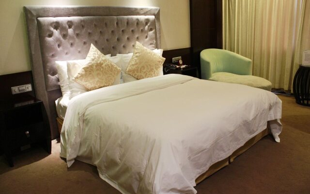 S&N Dalian Hotel