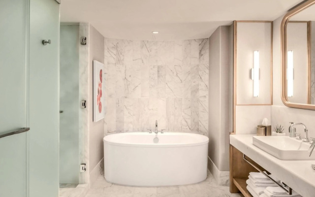 JW Marriott Parq Vancouver