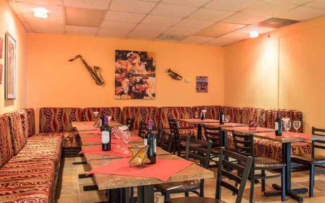 Sunchase Inn & Suites