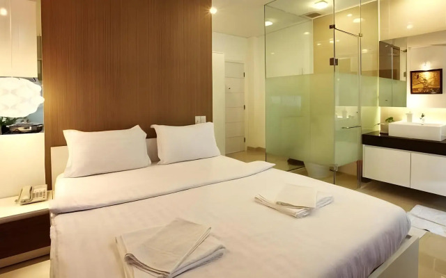 Yellow House Saigon Hotel