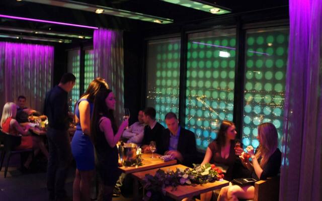 Amazing SkyStudio on 29th floor 728