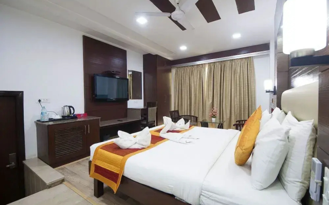 Hotel Amaltas International