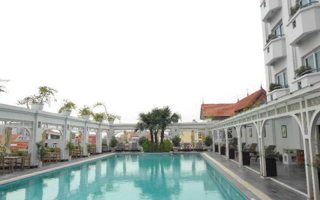 Pearl River Hotel