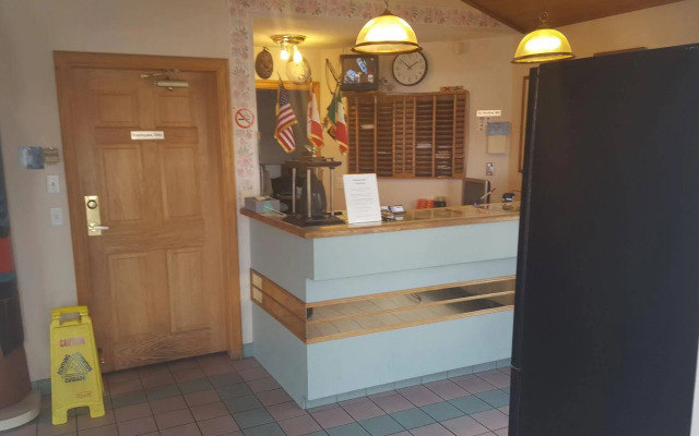 Rainbow Motor Inn