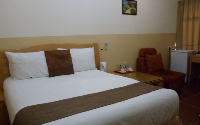 Airport Hotel Maun