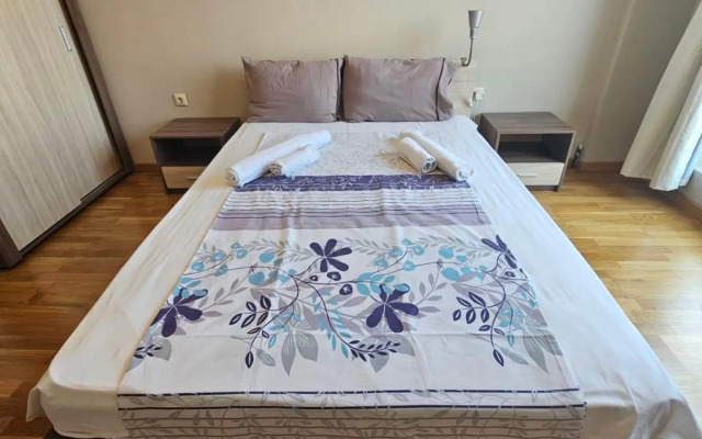One Bedroom Apartment 46- Trakia 54 А