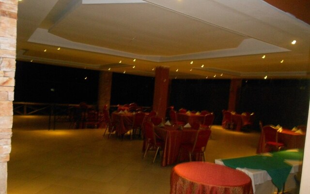 Green Valley Hotel