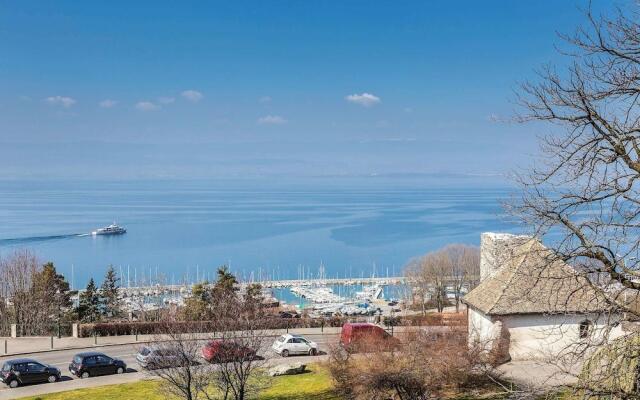 ibis Thonon Centre Hotel