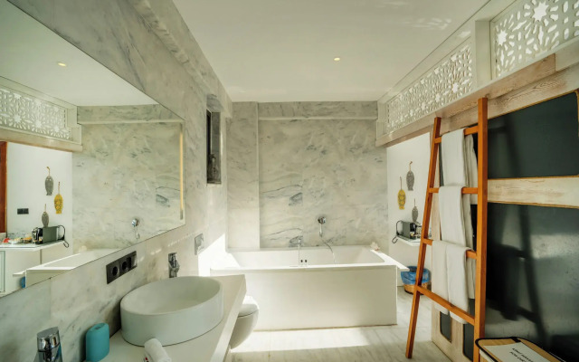 Mandalina Luxury Suites