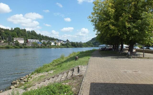 Rezas Bistro Restaurant Gästehaus