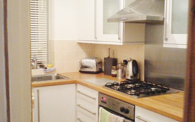 Sunny Flat Between Camden Town & Primrose Hill