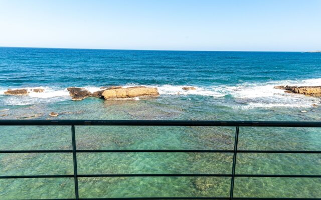 Endless Blue Suites