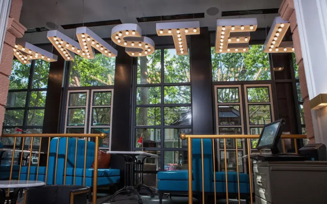 Amsterdam Hotel
