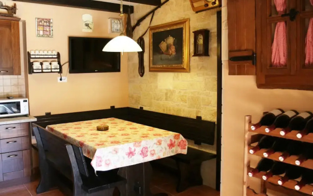 Picturesque Holiday Home in Bra? With Swimming Pool