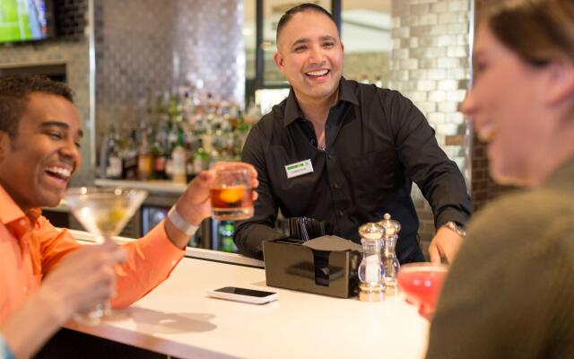 Holiday Inn Queenstown Frankton Road by IHG