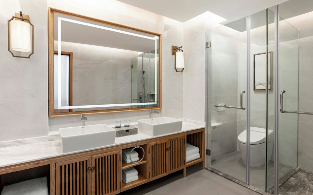 Sheraton Maoming Romantic Beach Resort – Guest Rooms – Maoming