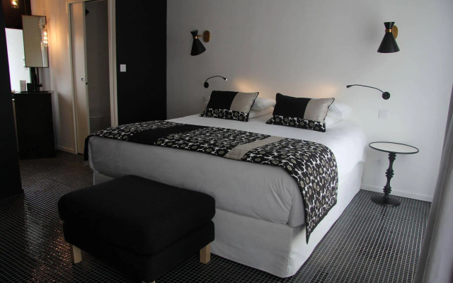 Pont Levis Hôtel By Franck Putelat