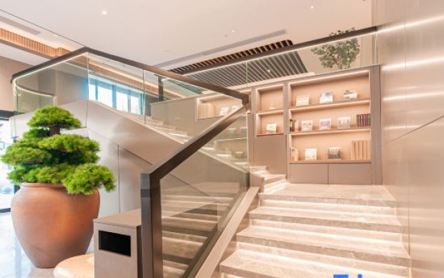 JI Hotel (Kunming South Railway Station Yongxin Harvard Center)