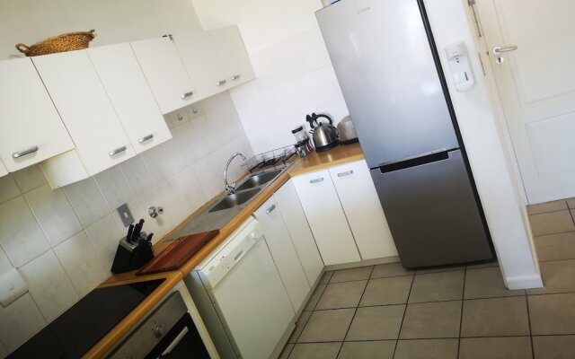 Family Cape Town Beachfront Apartment