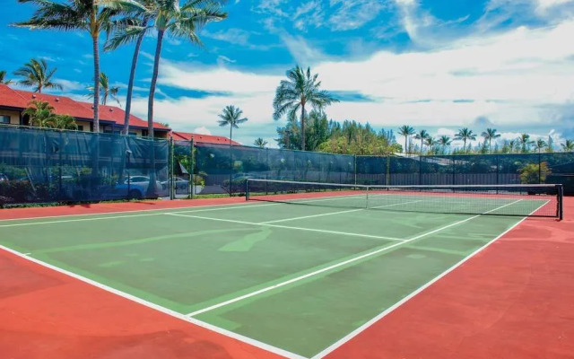 Kapaa Shore 117 by RedAwning