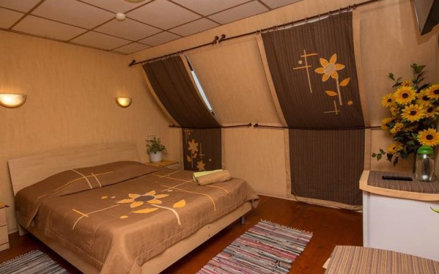 Melnik Motel