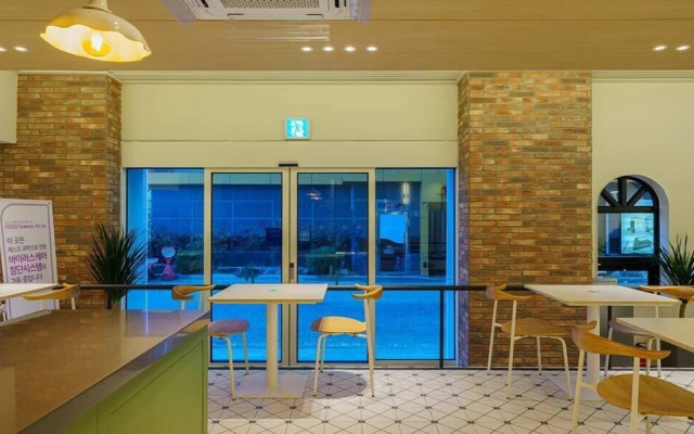 Gumi Time Hotel