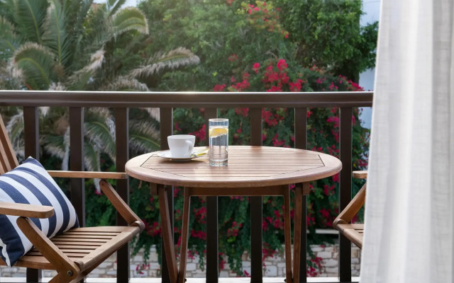 Aella Residence