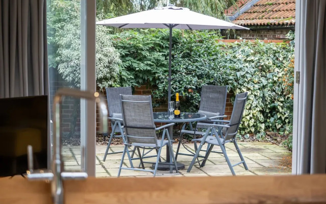 Maple Barn: Lux Rural Retreat Near Norfolk Coast