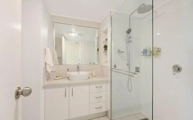 Tripcony Quays Apartments