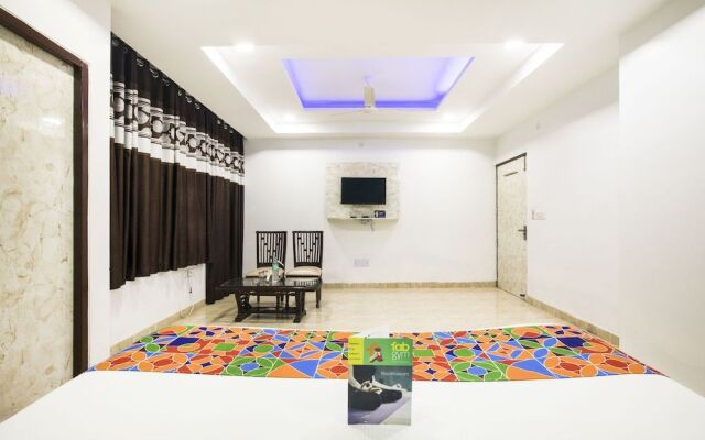 FabHotel Airlift