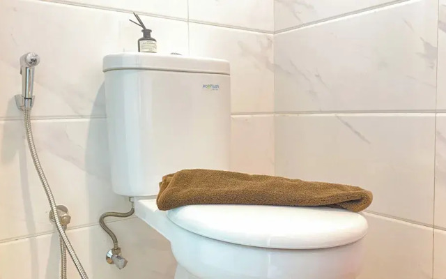 Warm And Homey Studio At Sky House Alam Sutera Apartment