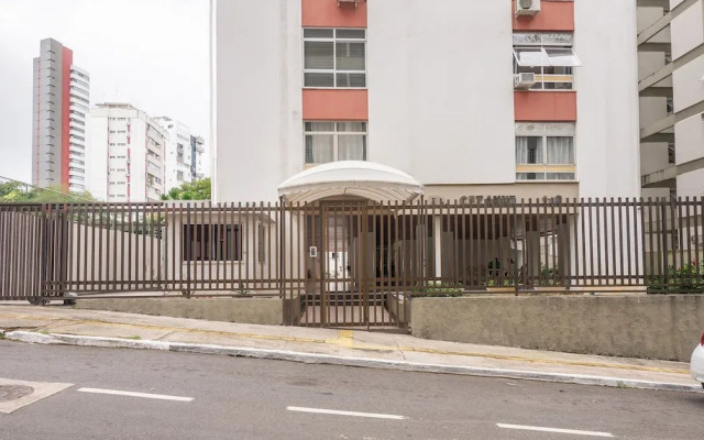 Apartment With Balcony and Barbecue Cec0801