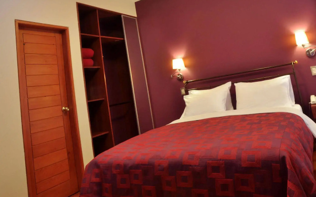 Hotel Mamasara