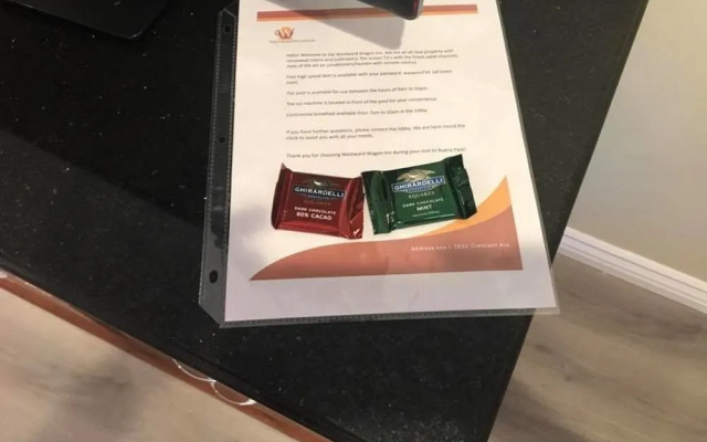 Westward Wagon Inn Theme Park Entrance