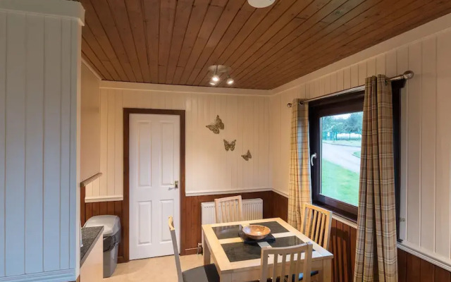 Bluebell Lodge 3 with Hot Tub