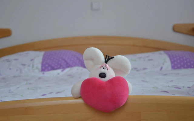 Lipno Riviéra - Myši v botě