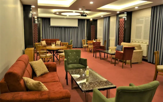 Sapran Deluxe Hotel