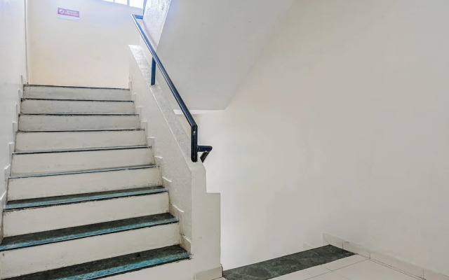 Fabhotel Saraswati Niwas