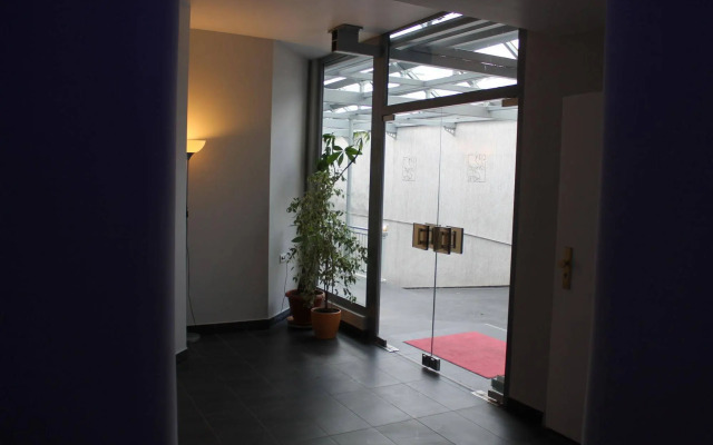 City Lounge Hotel