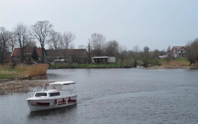 Hausboot Weekend 820