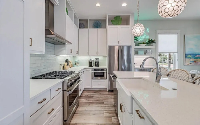 Ships and Giggles 276 HI