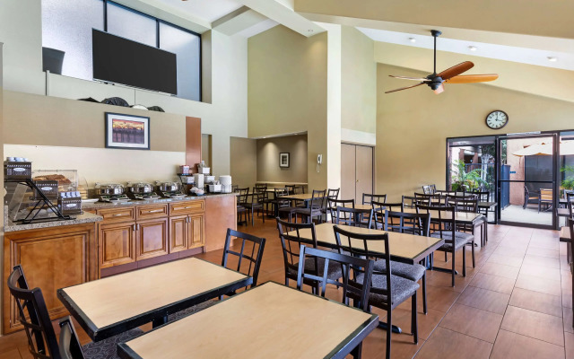 Best Western Plus Redondo Beach Inn