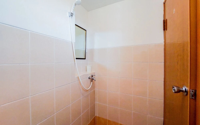 Comfy And Modern Studio (No Kitchen) At Loftvilles City Apartment