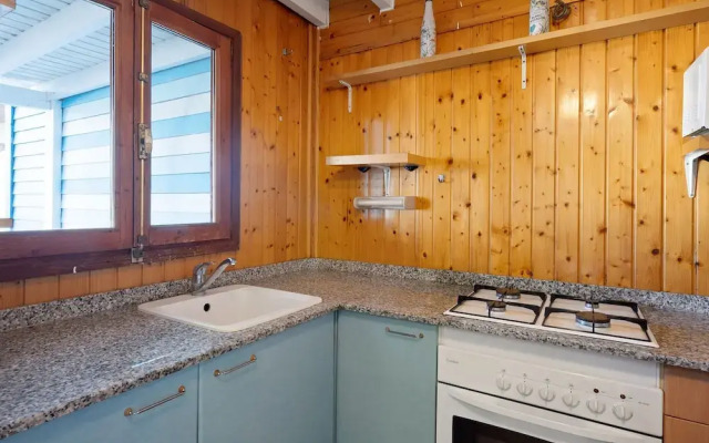 Elegant Bungalow in Oliva wih Swimming Pool