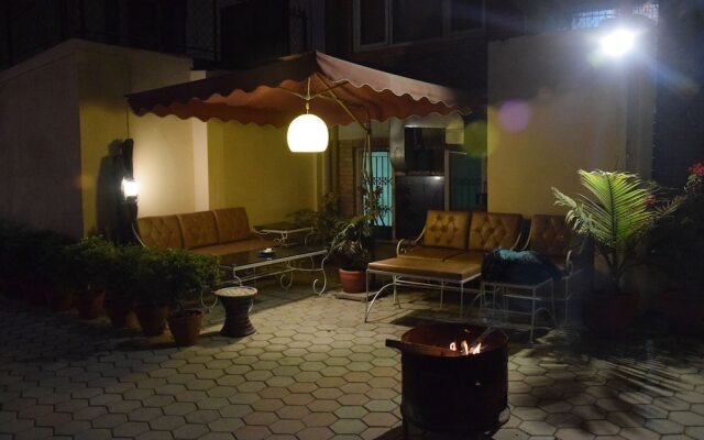 Hotel Siraaj Inn