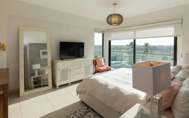 The Penthouse by Acomodo