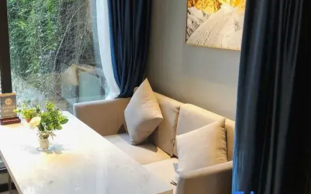 Vicwell Xiangjiang Hotel Suining Wetland Park