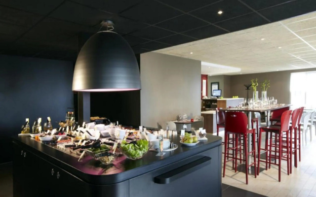 Hotel Campanile Auxerre - Monéteau
