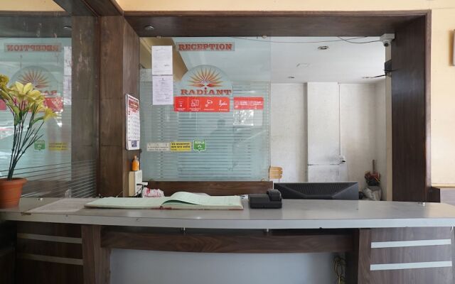 OYO 23430 Hotel Radiant