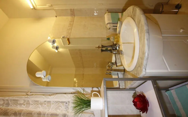 Apartment Mistral